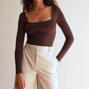 Aritizia Babaton Contour Longsleeve Bodysuit